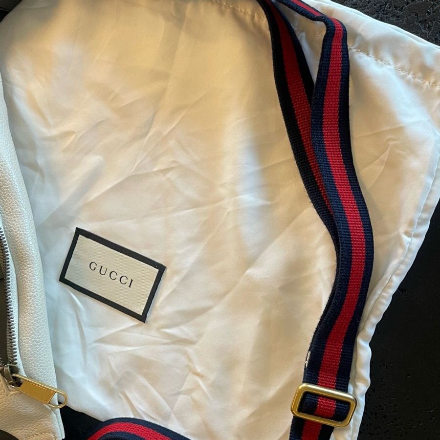 Gucci腰包-3
