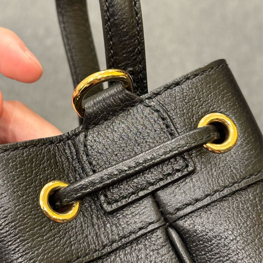 已售出【GUCCI 古馳】GUCCI OPHIDIA雙G金屬 LOGO綠紅綠織帶牛皮束口斜背水桶包(小/黑)-15