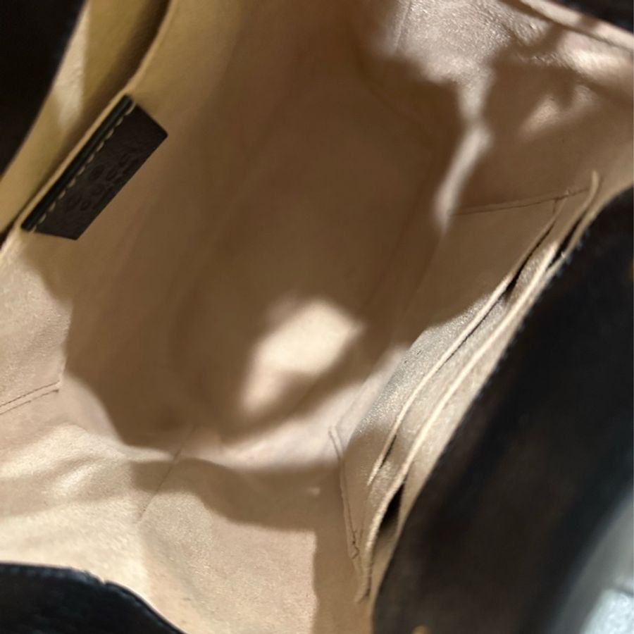 已售出【GUCCI 古馳】GUCCI OPHIDIA雙G金屬 LOGO綠紅綠織帶牛皮束口斜背水桶包(小/黑)-20