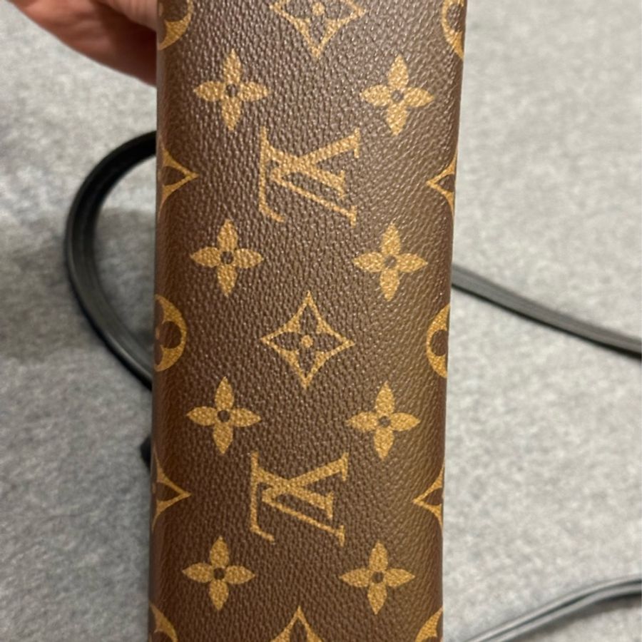 LOUIS VUITTON -Locky BB-26