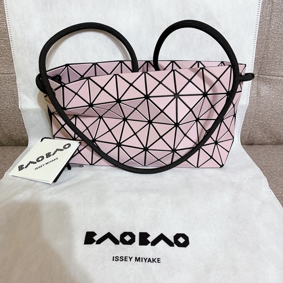 全新 日本🇯🇵baobao 三宅一生 長方包 斜背包loop matte-2