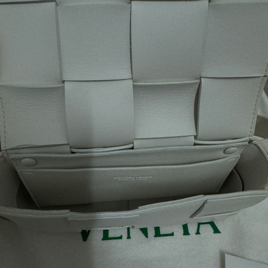 Bottega veneta-1