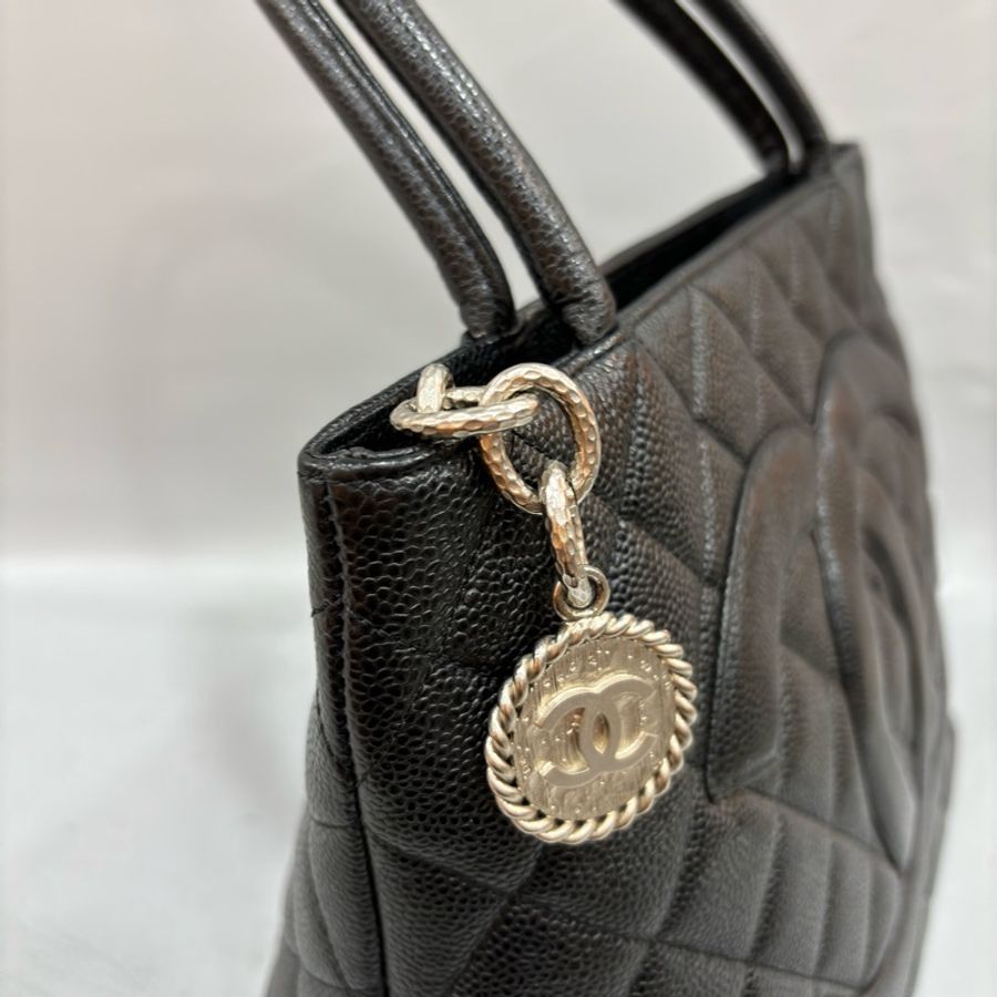 CHANEL 1804 黑色 荔枝皮 銀釦 金幣包 手提包 Vintage-4