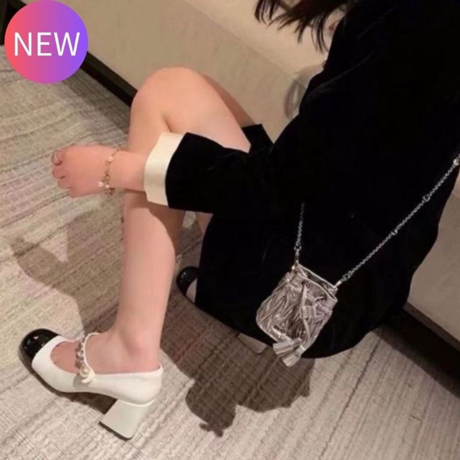 Miu Miu 5I248D 女款珍珠裝飾瑪莉珍高跟鞋 黑/白 IT 35/35.5/36/36.5/37/37.5/38/38.5/39《2024季度新品》-0
