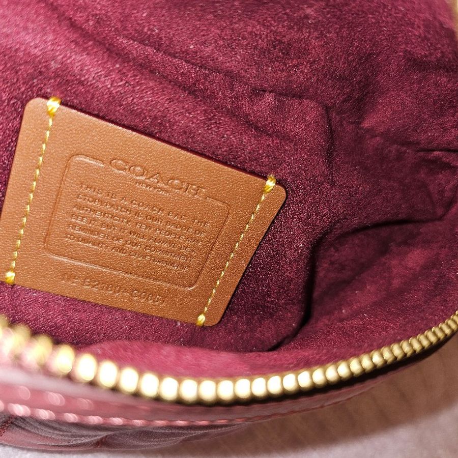 coach c logo 🎀乾燥玫瑰唇膏💄粉🎀 香奈兒風 胸包-15