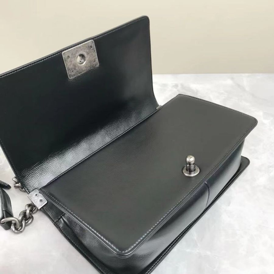Chanel Leboy 25cm 小牛皮銀-6