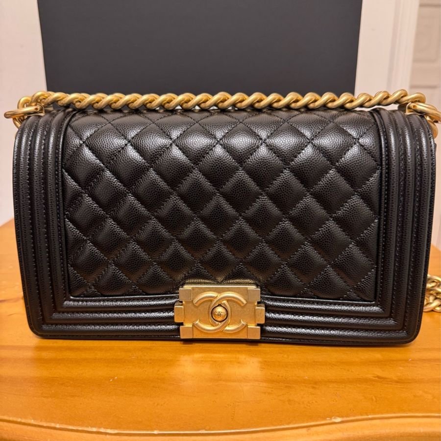 全新 香奈兒Chanel le boy 黑色 金釦 荔枝牛皮 中號-1