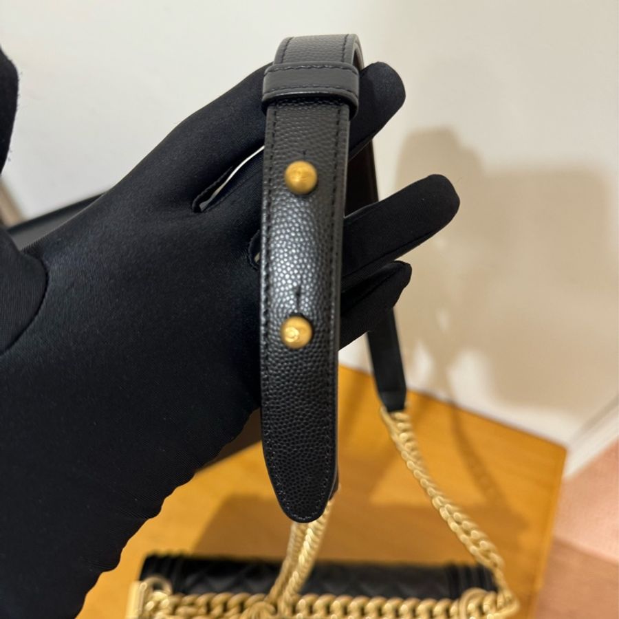 全新 香奈兒Chanel le boy 黑色 金釦 荔枝牛皮 中號-8