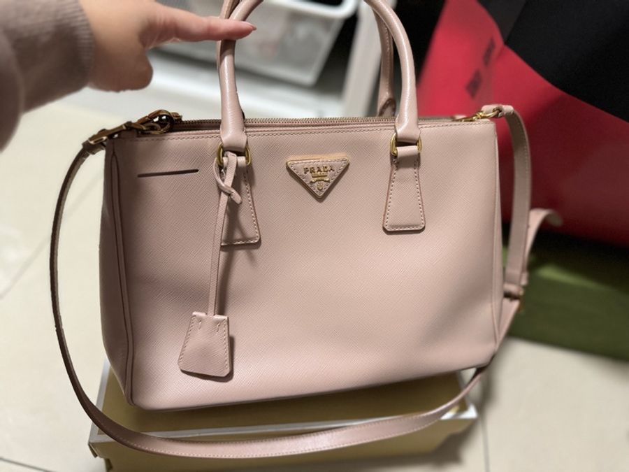 Prada 普拉達 小號 裸粉色殺手包-10