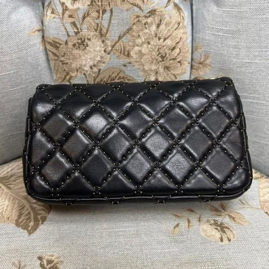 Chanel完全不輸方胖子的超美黑金小包-2