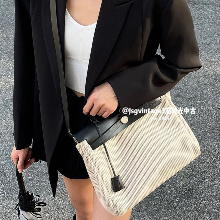 🔥兩個顏色一次擁有🔥男女通用 #Hermes #Herbag 31 ·#經典黑 x #熊貓配色‼️-2