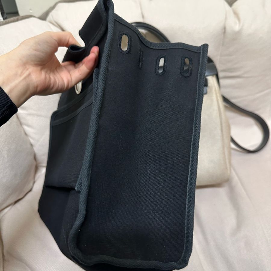 🔥兩個顏色一次擁有🔥男女通用 #Hermes #Herbag 31 ·#經典黑 x #熊貓配色‼️-6