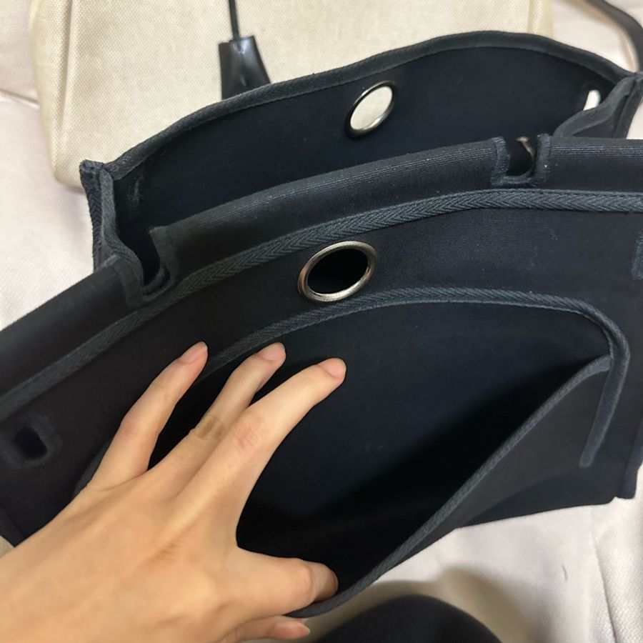 🔥兩個顏色一次擁有🔥男女通用 #Hermes #Herbag 31 ·#經典黑 x #熊貓配色‼️-10