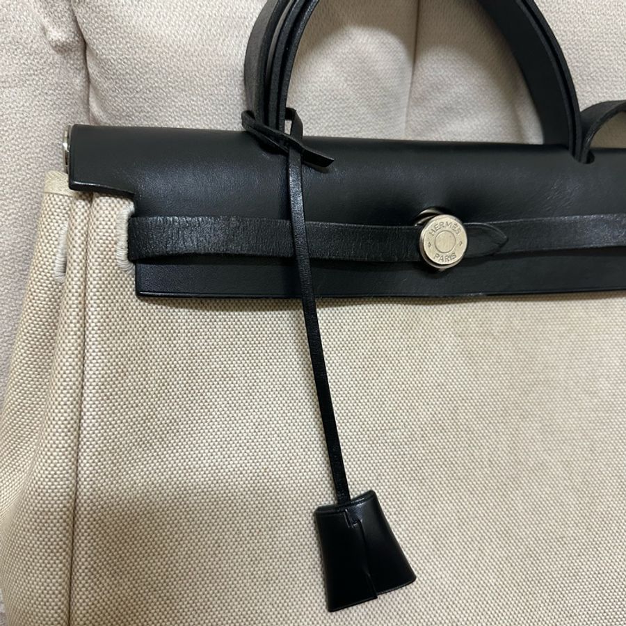 🔥兩個顏色一次擁有🔥男女通用 #Hermes #Herbag 31 ·#經典黑 x #熊貓配色‼️-12