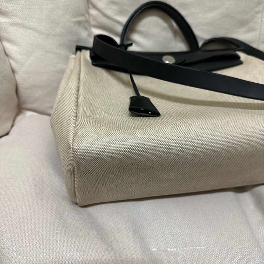 🔥兩個顏色一次擁有🔥男女通用 #Hermes #Herbag 31 ·#經典黑 x #熊貓配色‼️-22