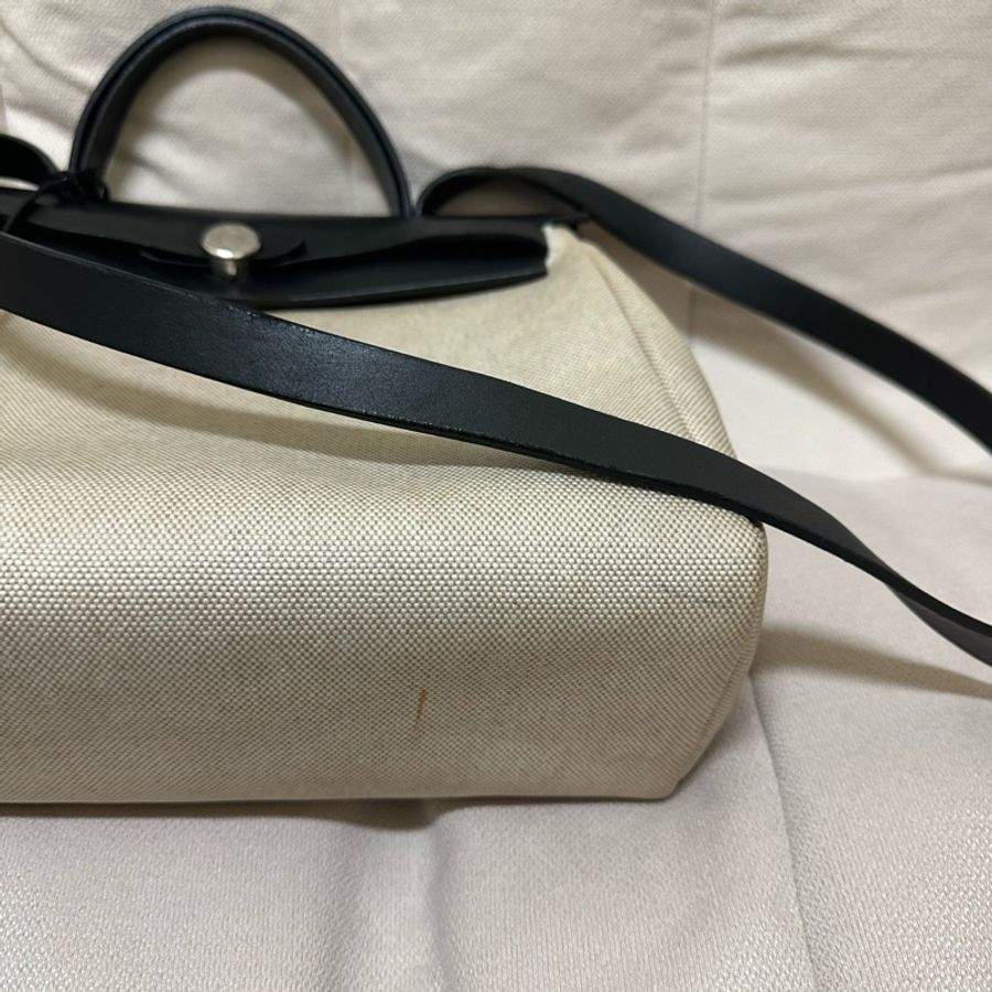 🔥兩個顏色一次擁有🔥男女通用 #Hermes #Herbag 31 ·#經典黑 x #熊貓配色‼️-23