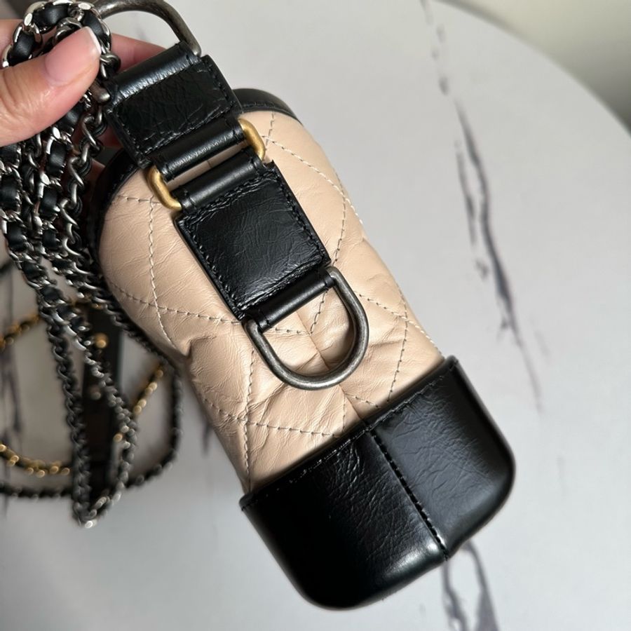 Chanel米色+黑底流浪包(小號)-2