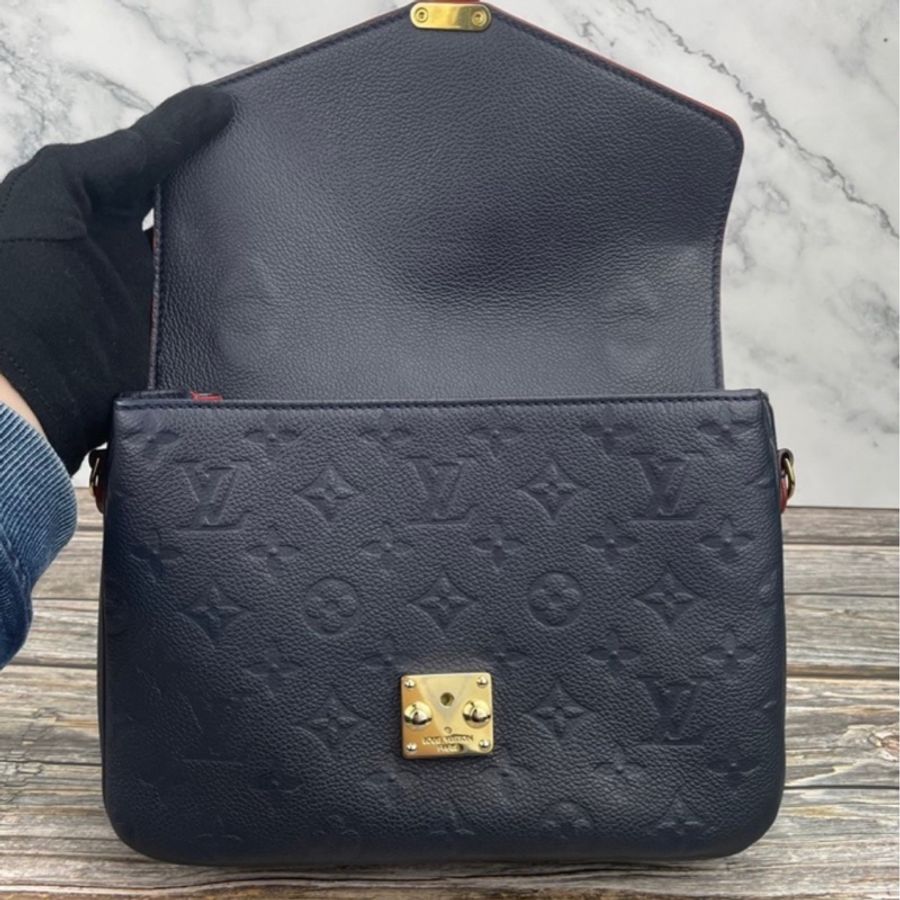 Louis Vuitton Metis  Monogram 午夜藍皮革壓紋郵差包-14