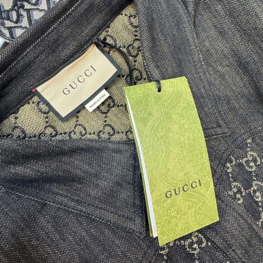 GUCCI 新款 深色 單寧 丹寧 logo 長袖 襯衫 外套 全新、原價約六萬 全新割愛35800心頭愛 ♠️52號 ♠️附吊牌、衣套-6