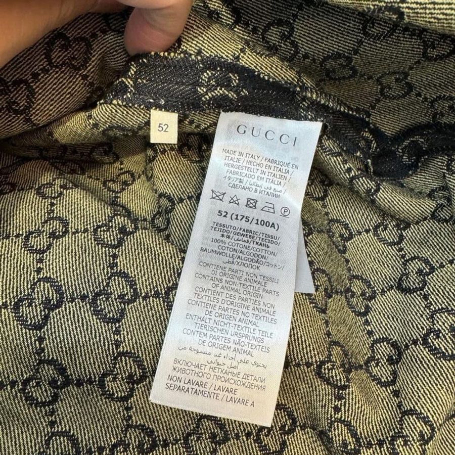 GUCCI 新款 深色 單寧 丹寧 logo 長袖 襯衫 外套 全新、原價約六萬 全新割愛35800心頭愛 ♠️52號 ♠️附吊牌、衣套-8