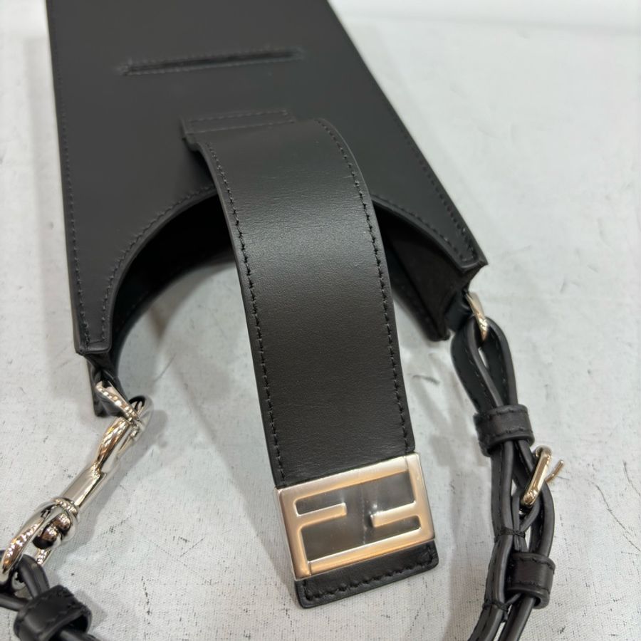 FENDI 7AR944 老花 手機包 小廢包 斜背包-17