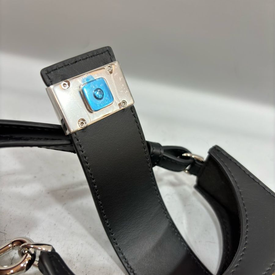 FENDI 7AR944 老花 手機包 小廢包 斜背包-21