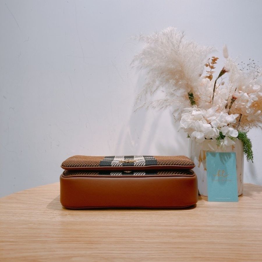 Burberry Lola Fabric 巴寶莉格子紋咖色 單肩/斜跨包-2
