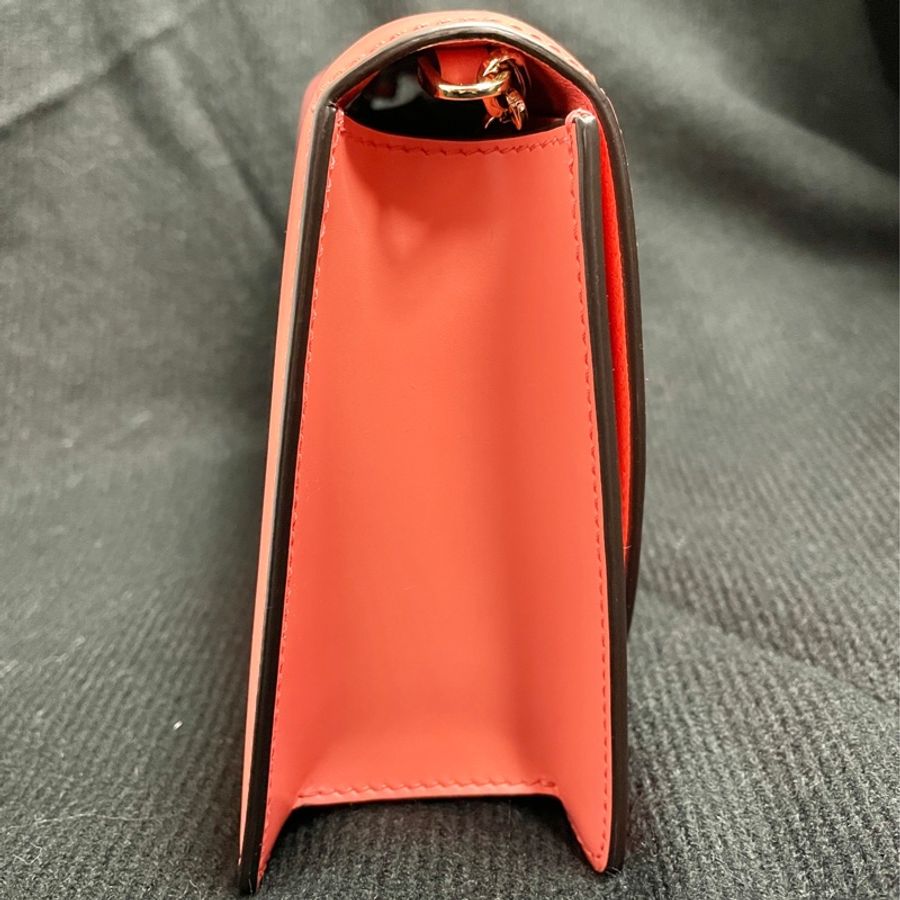 Salvatore Ferragamo Gancini BOXYZ AU-22 E006 | 全新真皮女士斜跨包珊瑚橙,粉橙-2