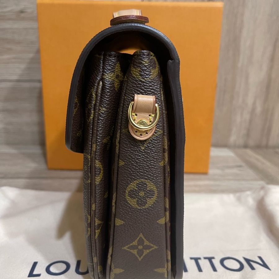 Lv經典老花郵差包(台灣專櫃購入配件齊全)-12