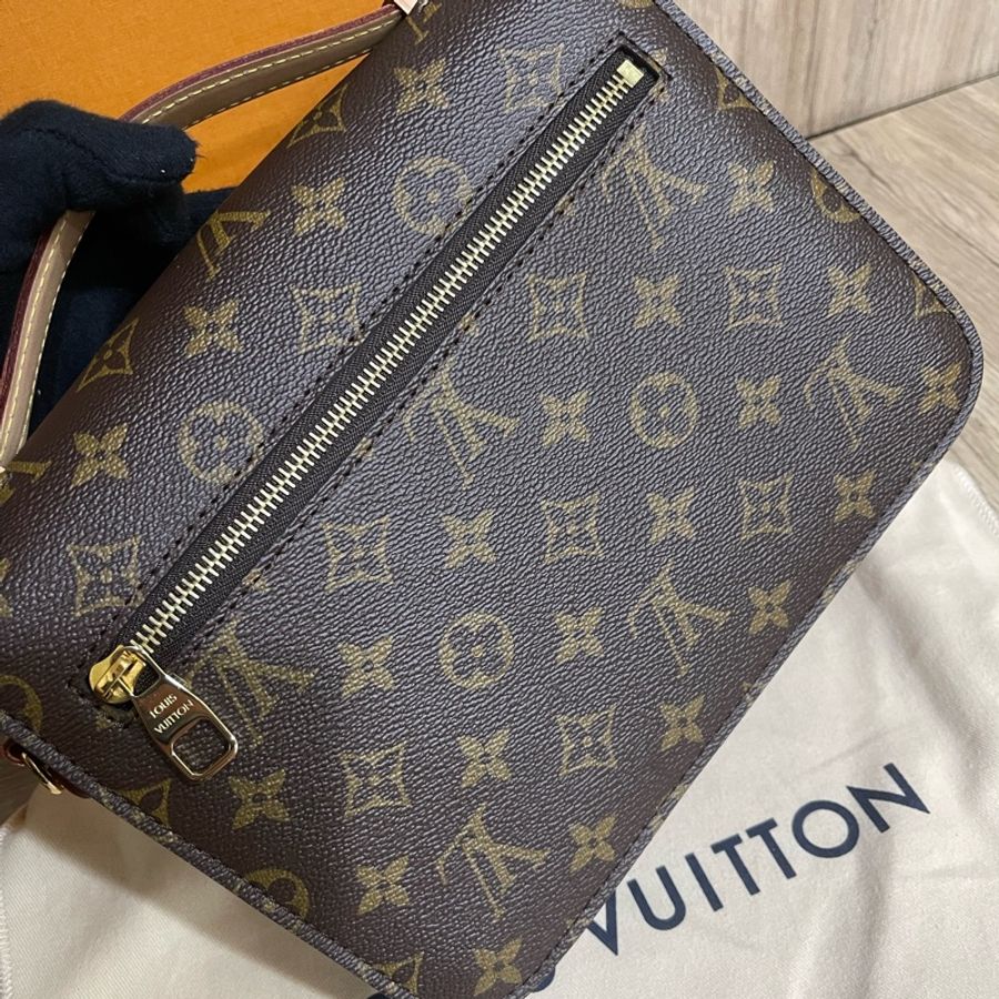 Lv經典老花郵差包(台灣專櫃購入配件齊全)-16