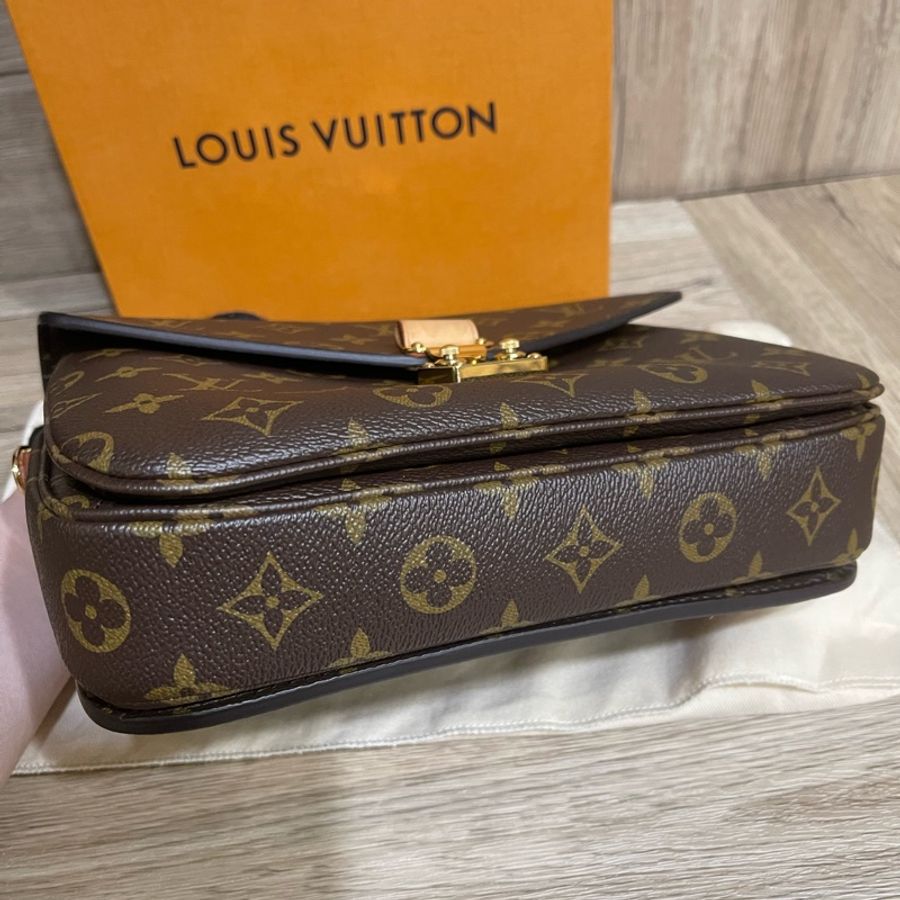 Lv經典老花郵差包(台灣專櫃購入配件齊全)-19
