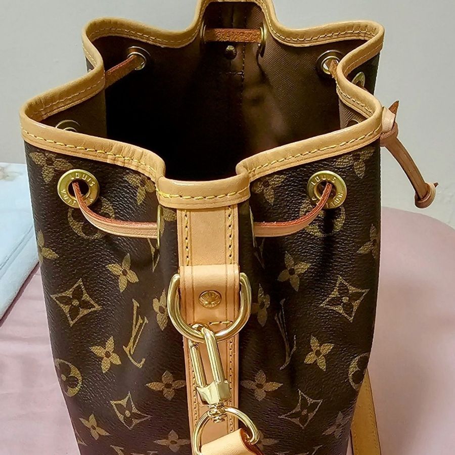 lv老花經典水桶包Monogram NOE BB-13