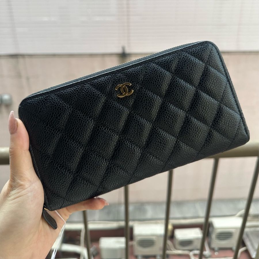 【Chanel】金釦拉鏈長夾-0