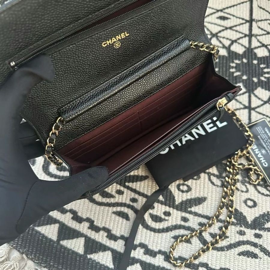 Chanel Caviar WOC 金扣-5