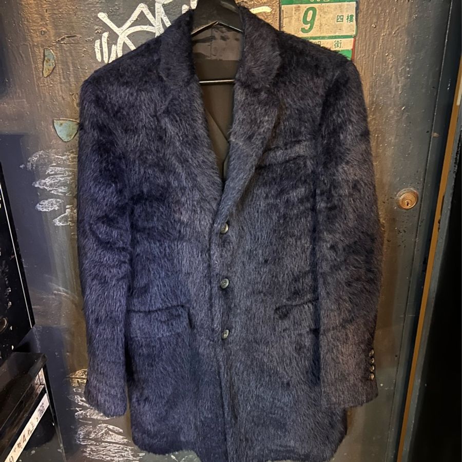 日義混血品牌 giuliano fujiwara 深藍馬海毛 大衣外套 高級 買76680 吊牌都在 少穿 收藏割愛 16800這個買不到了 質感時髦 男女都可以穿 歐碼46 肩寬約45衣長含領91 胸寬約50cm 袖長62 🤎🤎🤎-3