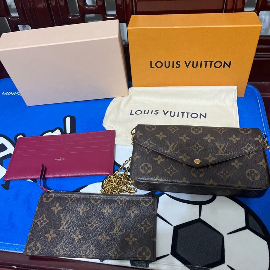 LV 原花三合一信封包-0