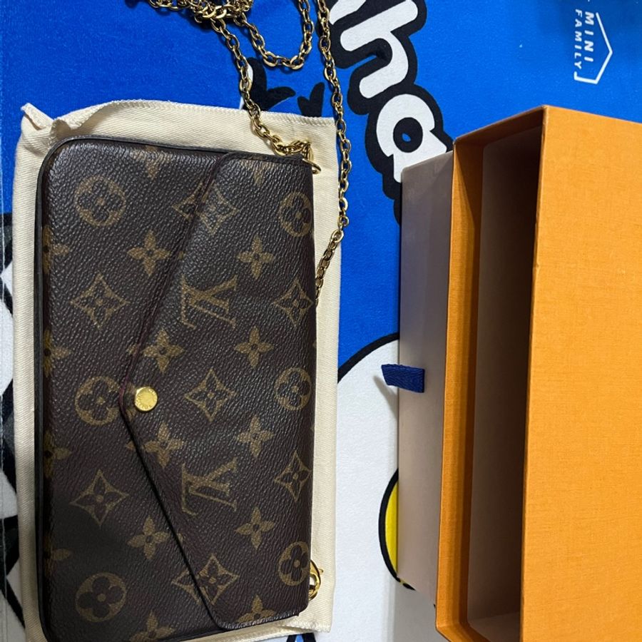 LV 原花三合一信封包-2