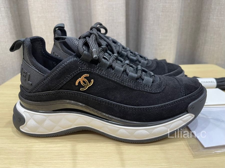 Chanel 全新23K經典雙C麂皮氣墊運動鞋-4