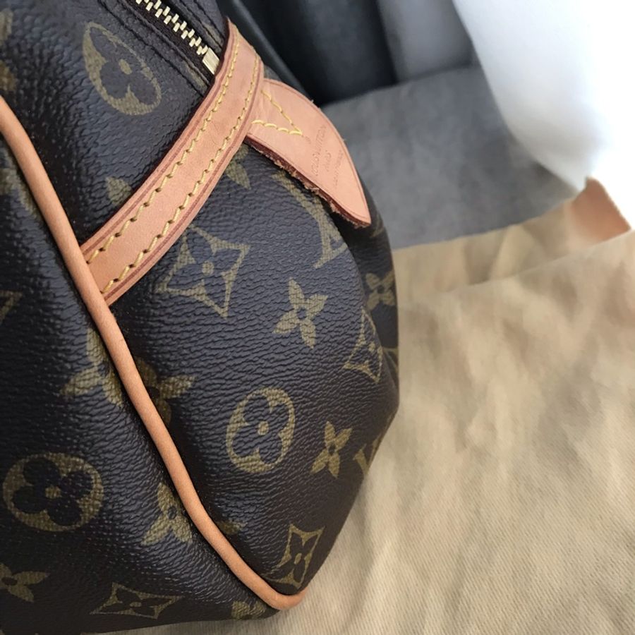 Louis Vuitton字紋老花經典金牌 👜LV保齡球包/媽媽包/小資包/過夜包/側背 肩背 手提👜正品👜極新🆕況好-10