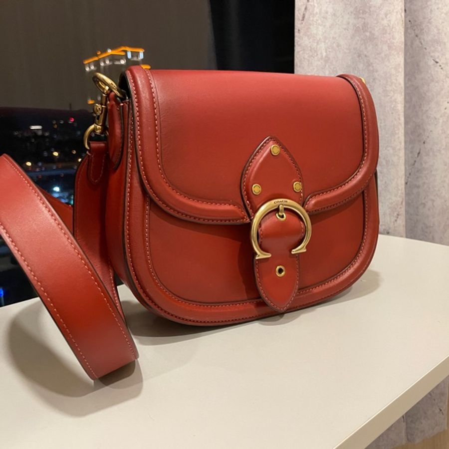 Coach Beat Saddle 磚紅翻蓋馬鞍包-5