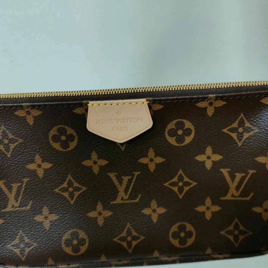 LV老花-側揹包-粉色帶-3