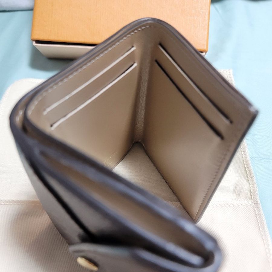 LV M81667 經典CELESTE系列Monogram印花帆布暗釦三折短夾(香檳色)-22
