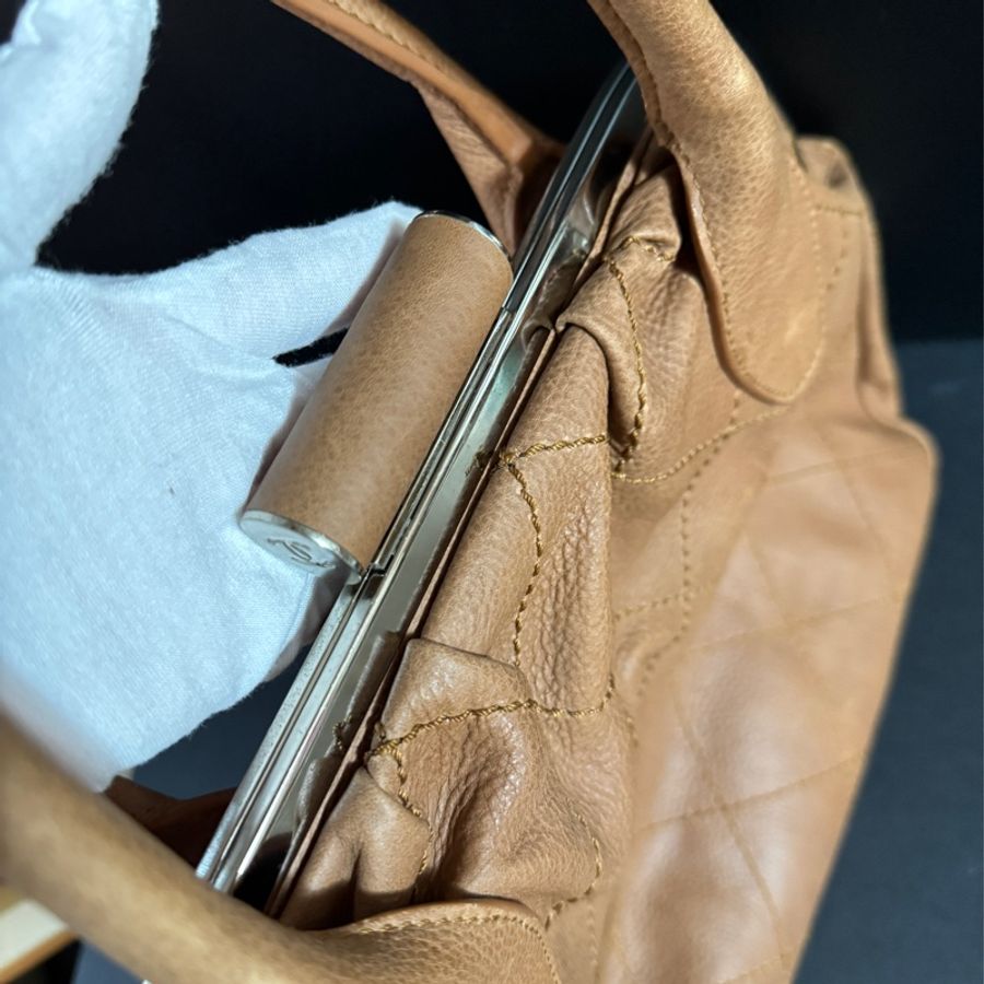 Chanel香奈兒 Wild Stitch Matelasse粗縫紋手提包 咖色 銀色五金-14