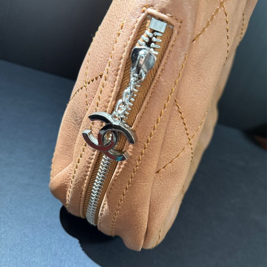 Chanel香奈兒 Wild Stitch Matelasse粗縫紋手提包 咖色 銀色五金-35