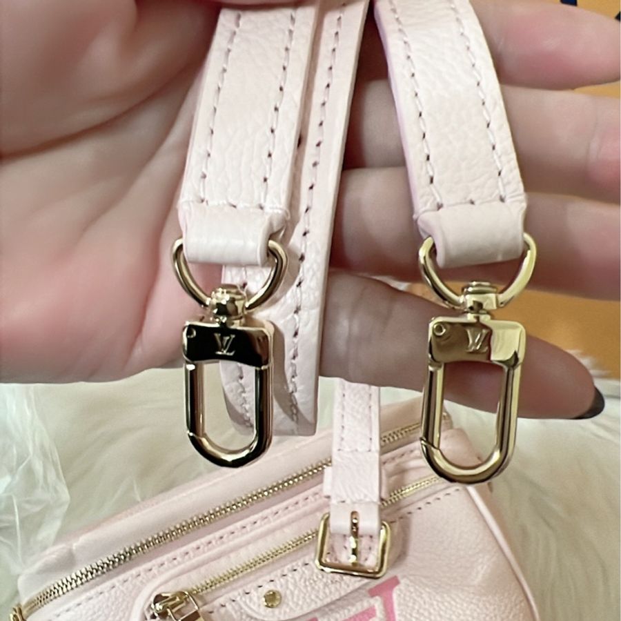 Louis Vuitton Mini Bumbag （限定款粉色）肩背/斜背/腰包(M82335-12