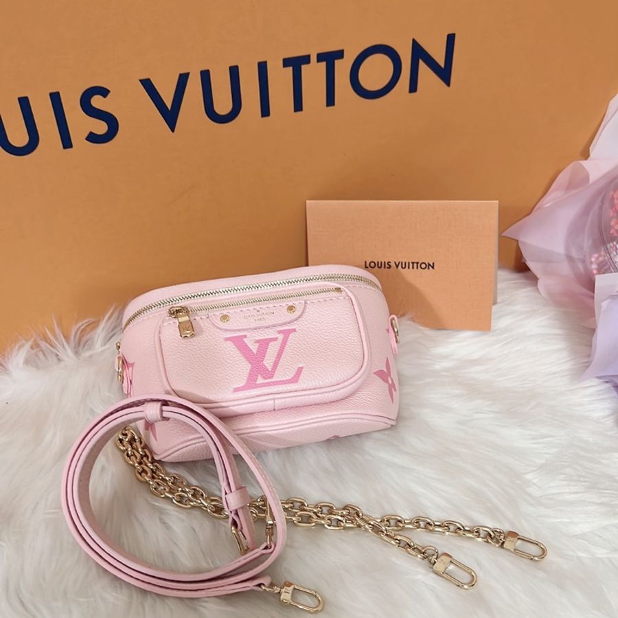 Louis Vuitton Mini Bumbag （限定款粉色）肩背/斜背/腰包(M82335-16