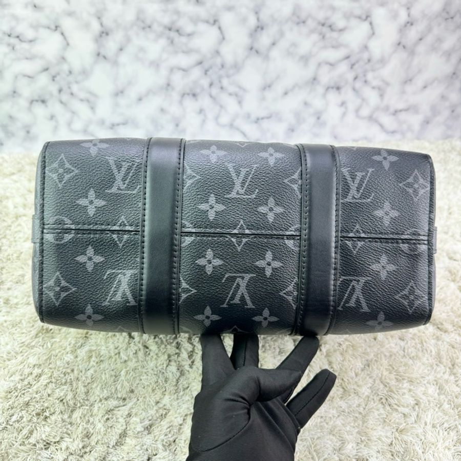 LV M45936 City keepall Monogram 帆布拉鍊斜背包 黑灰-15