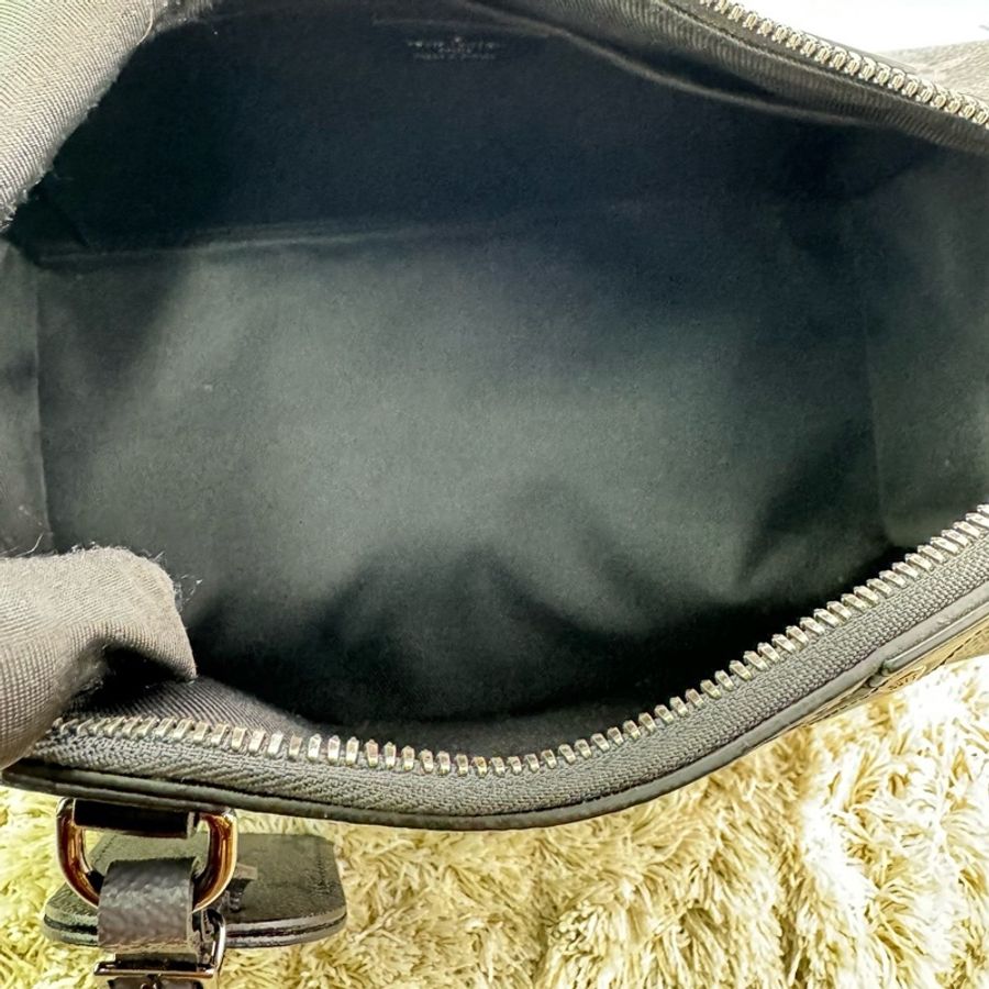 LV M45936 City keepall Monogram 帆布拉鍊斜背包 黑灰-19