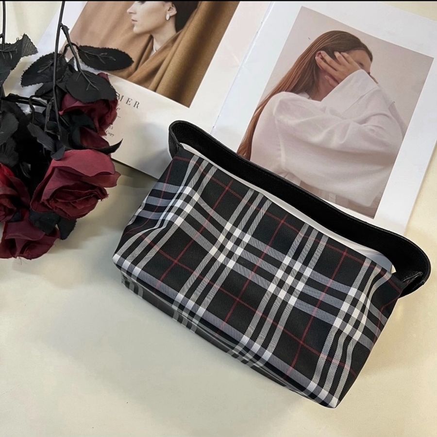 瑞奇二手精品 Burberry 精典格紋 手拿 肩背包-1