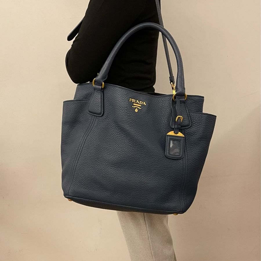 PRADA 荔枝紋牛皮超優質感藍色-0